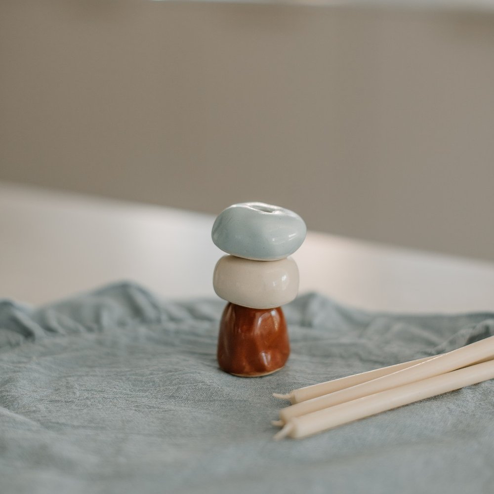 Подсвечники-камушки